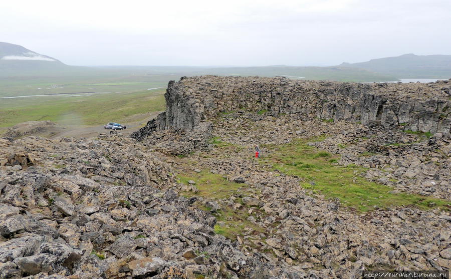 Скальное образование-крепость Боргарвирки Исландия