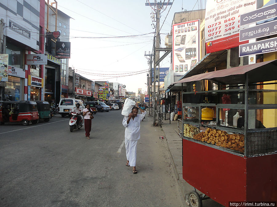 На улицах Негомбо Шри-Ланка