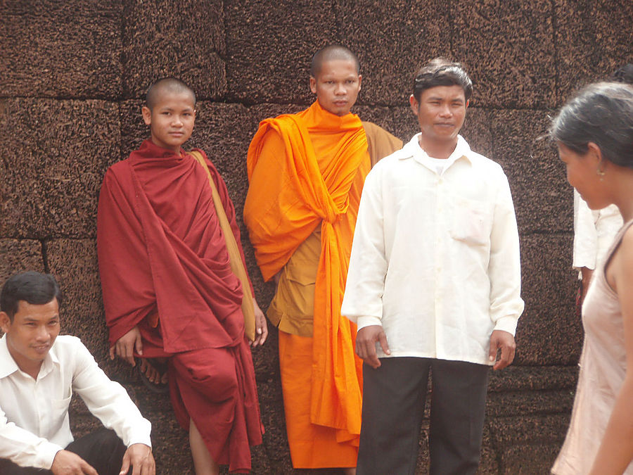 Бантей Срей. Каменное кружево Ангкор (столица государства кхмеров), Камбоджа