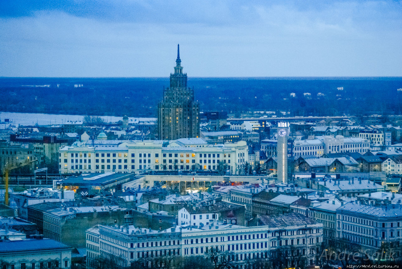 Рига в сумерках Рига, Латвия