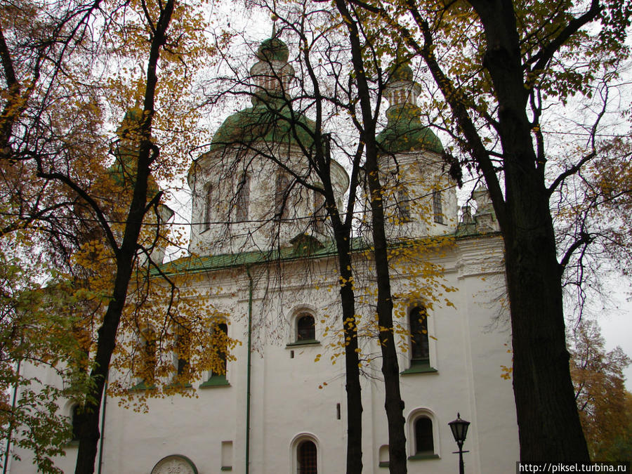 Кирилловская церковь, XI век Киев, Украина