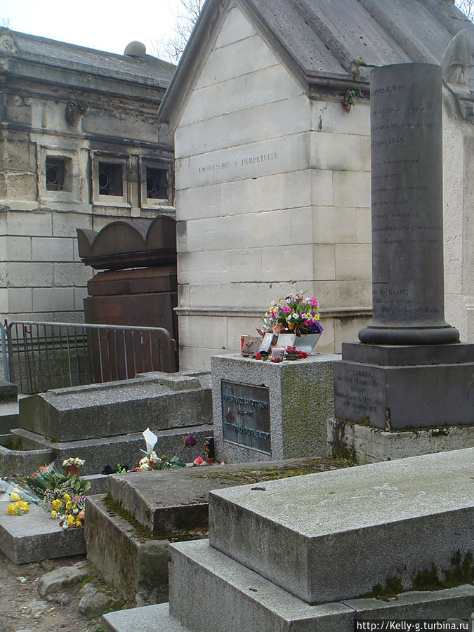 Знаменитое кладбище знаменитых людей — Пер-Лашез Париж, Франция