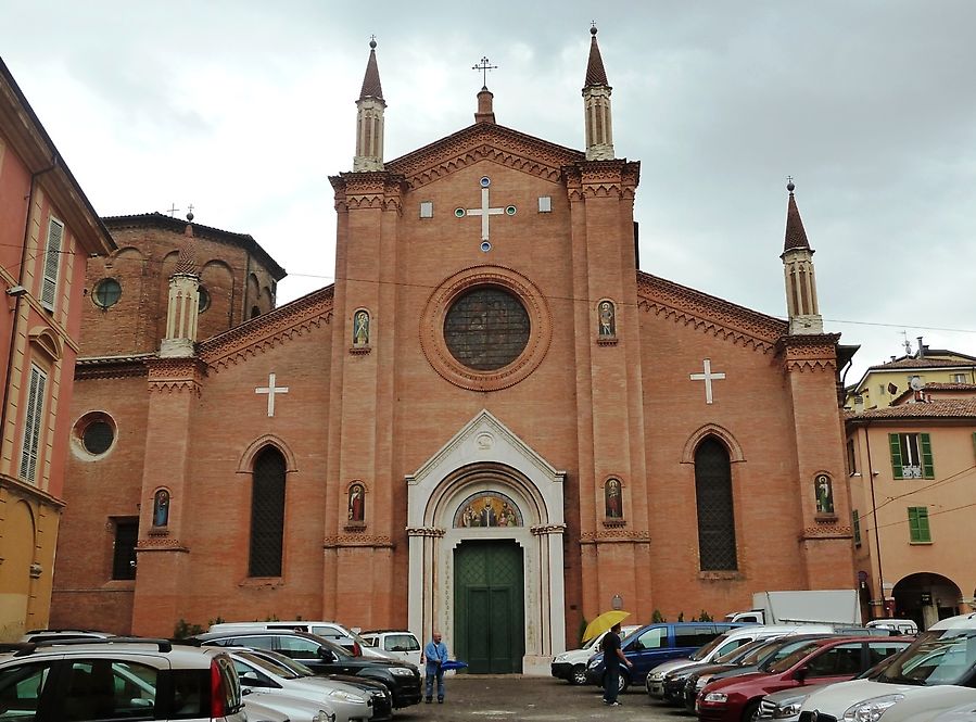 Церковь Сан-Мартино Болонья, Италия