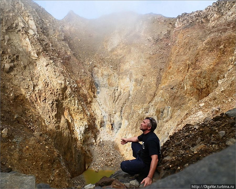 А некоторые, из числа бесстрашных, на свой страх и риск всё-таки решились заглянуть в глотку дьявола