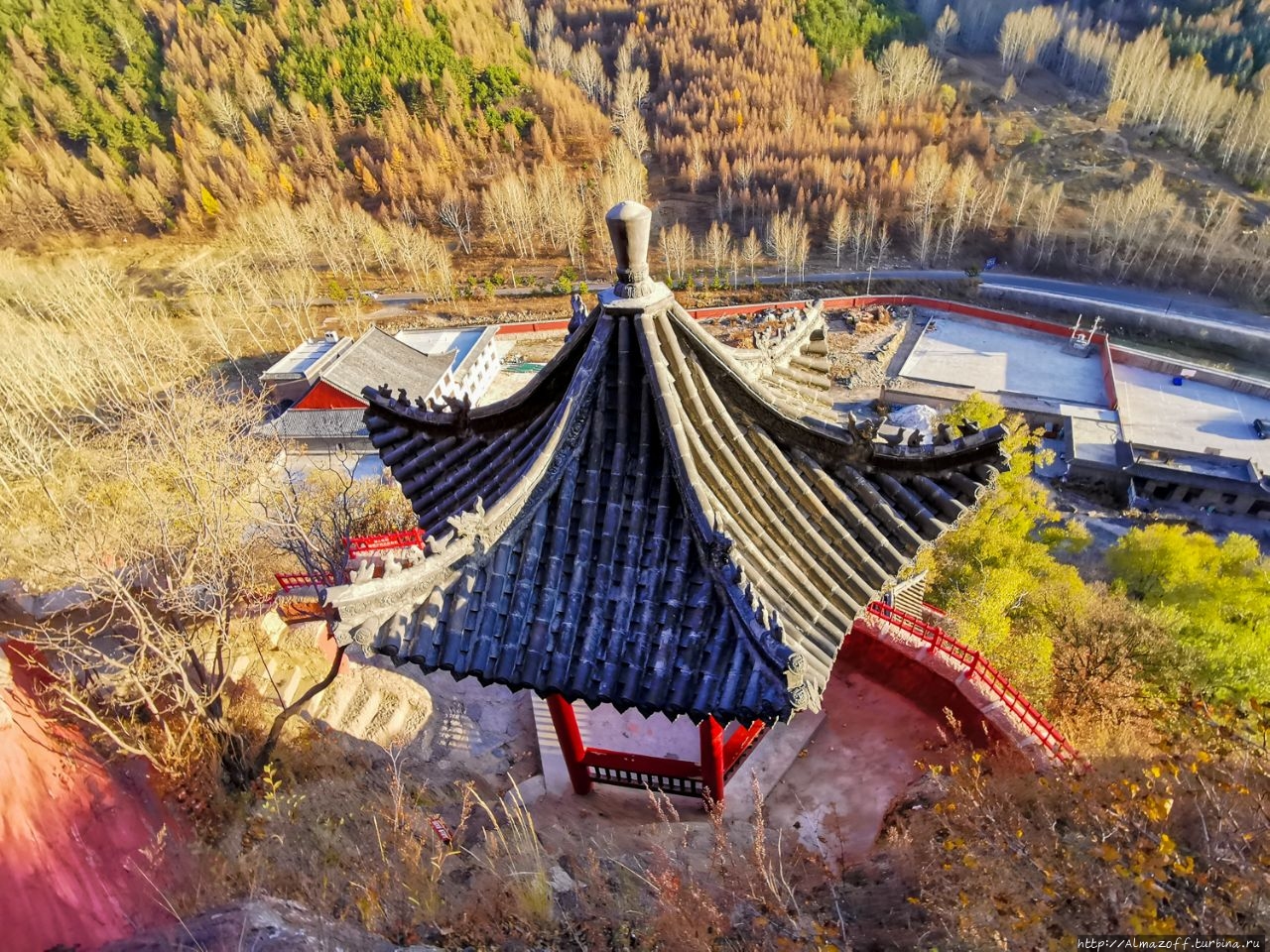 Пещера Авалокитешвары (Гуанинь) Священная Гора Утайшань, Китай