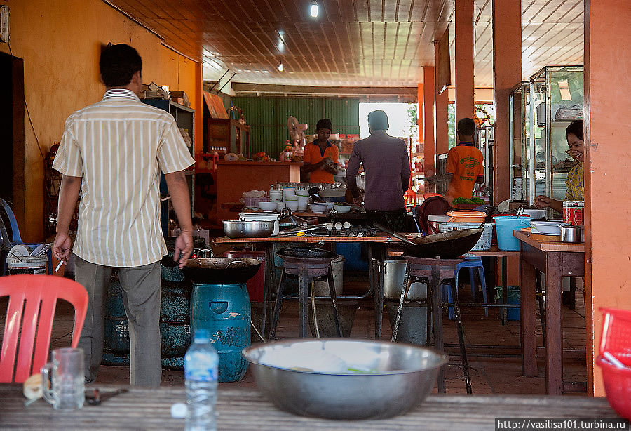 Придорожное кафе Остров Дон-Дет, Лаос