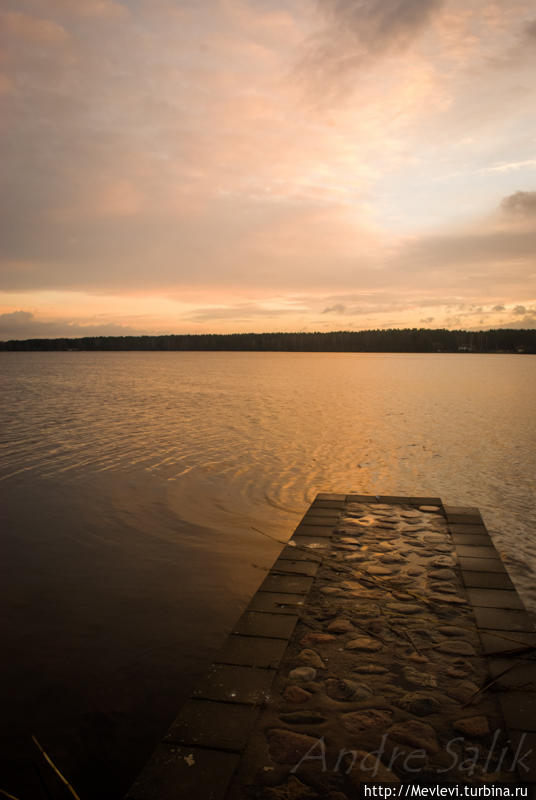 Рассвет на Балтезерсе Латвия
