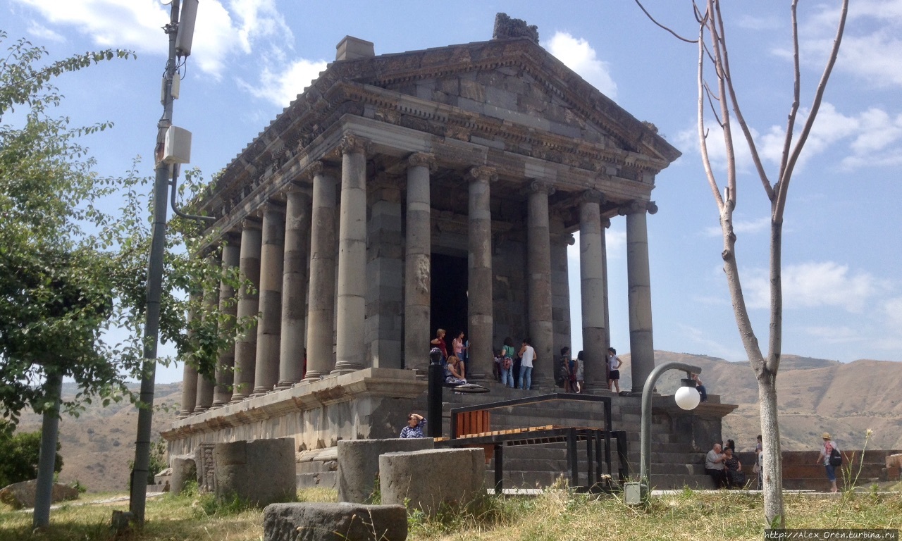 Храм Митры