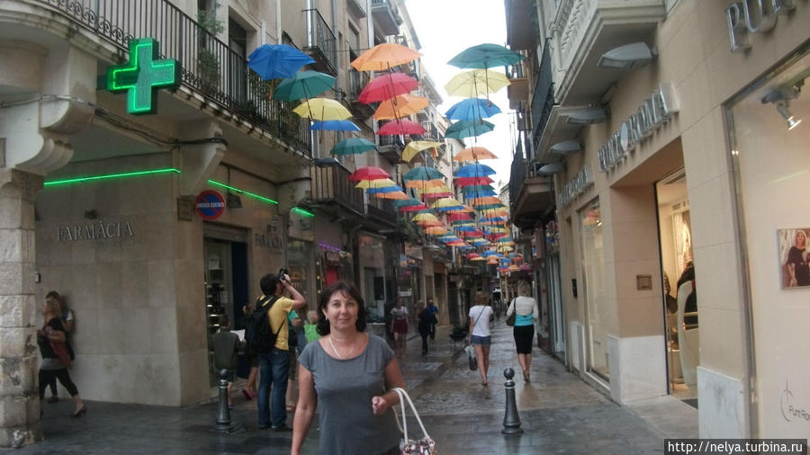 Дождь поездке в Реус не помеха Реус, Испания