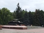 Т-34 на постаменте на Социалистической