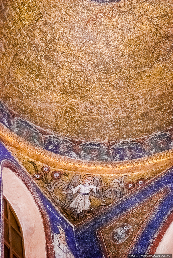 Церковь Сант-Амброджо Милан, Италия