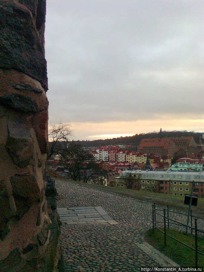 у крепости вечером