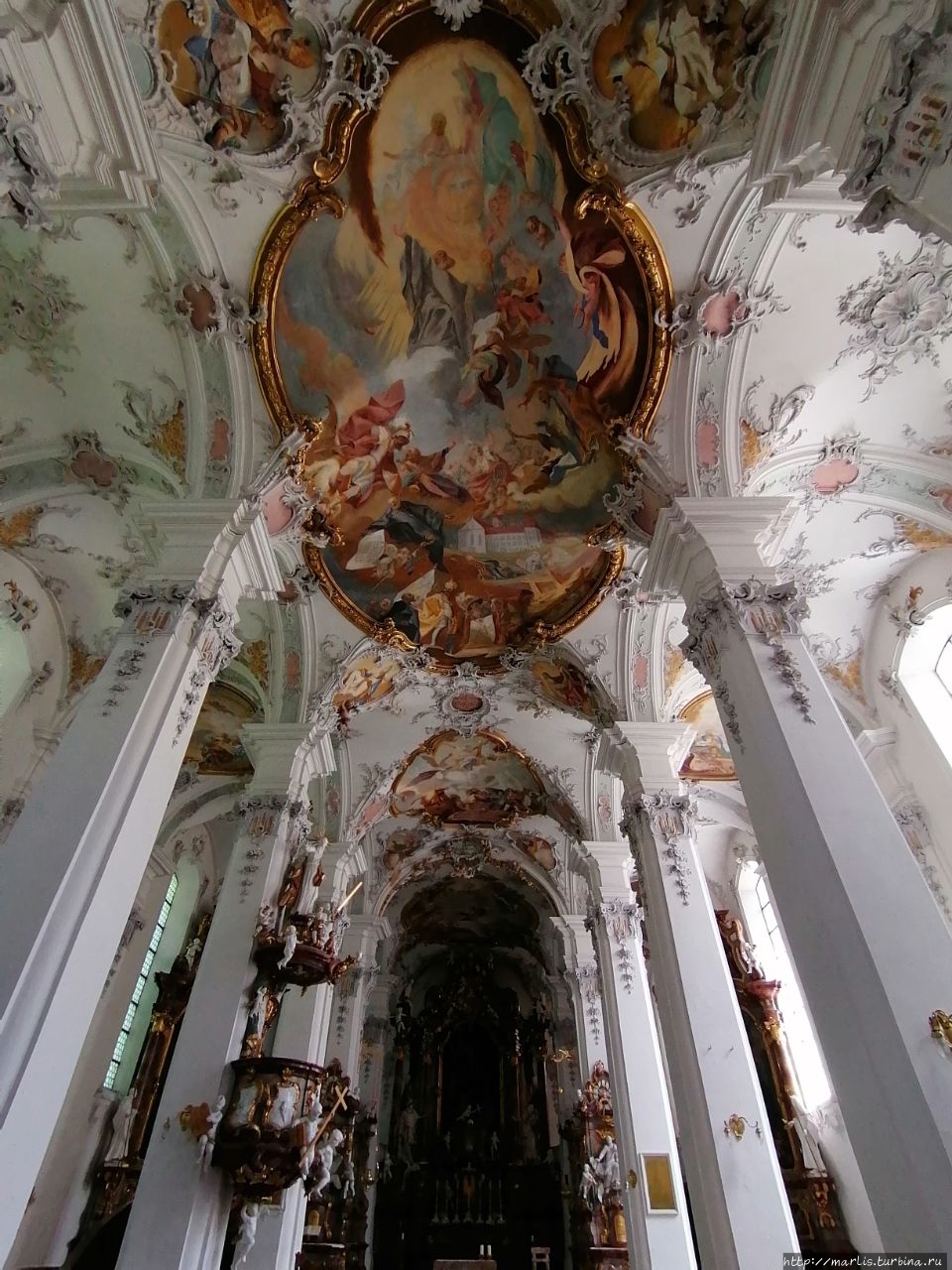 Монастырская церковь святых Георга и Якоба Исни-им-Алльгой, Германия