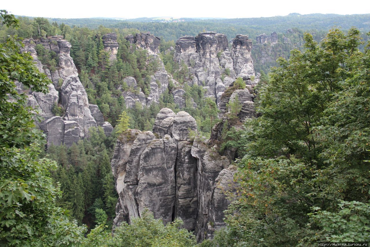 Бастай — скалистый бастион в Саксонии Саксонская Швейцария Национальный Парк, Германия
