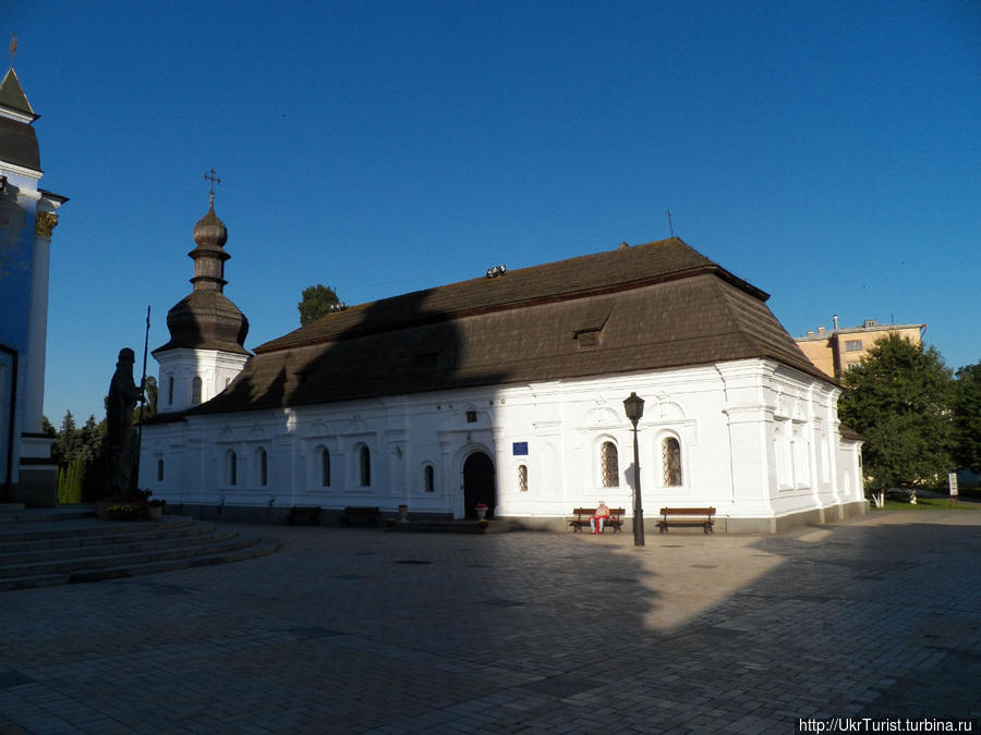 Интересные места Киева — Михайловский Златоверхий монастырь Киев, Украина