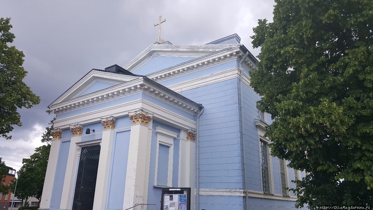 Ещё одна церковь в центре Хамины.