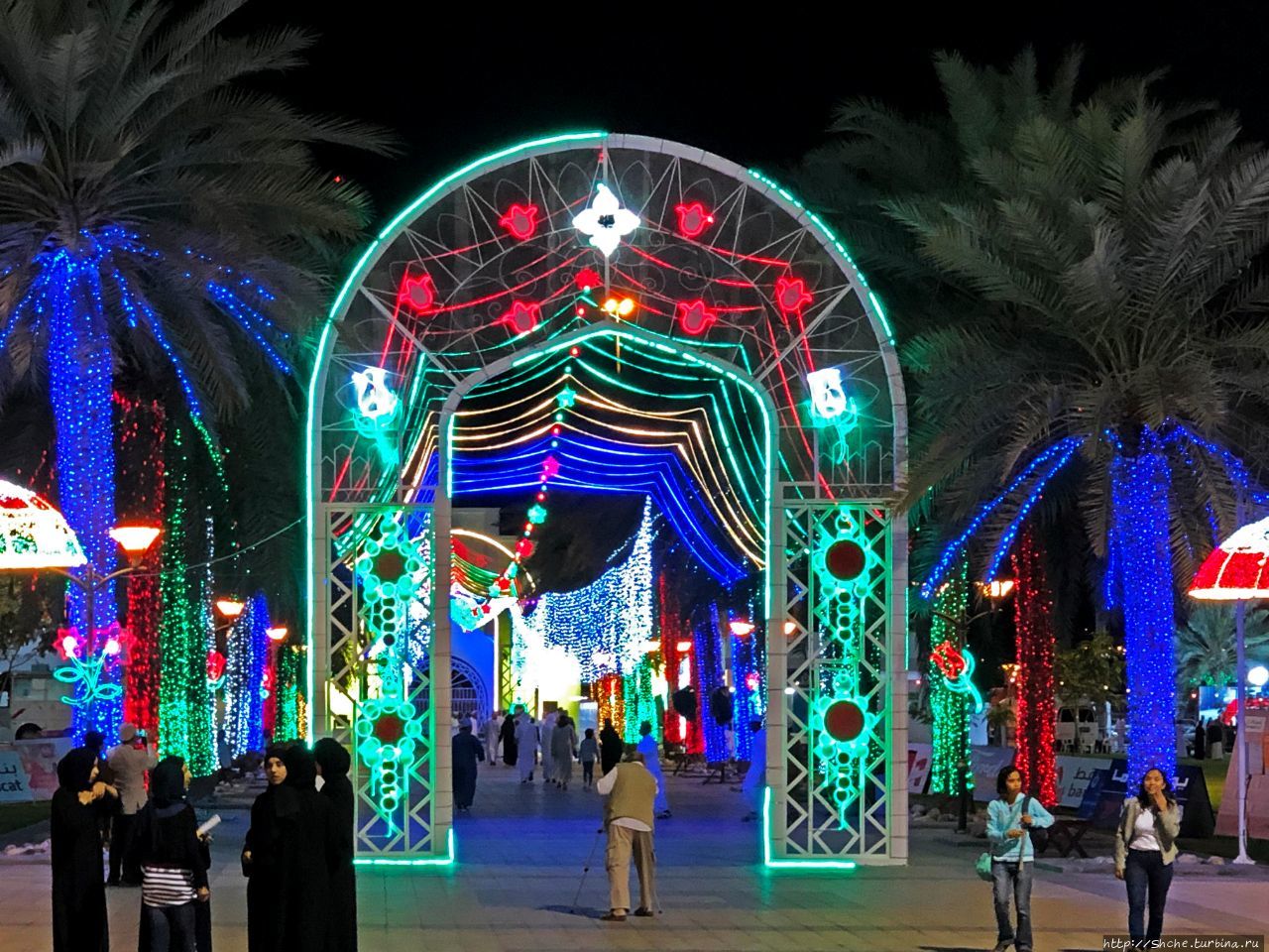 Аль-Амарат парк Аль-Амарат, Оман