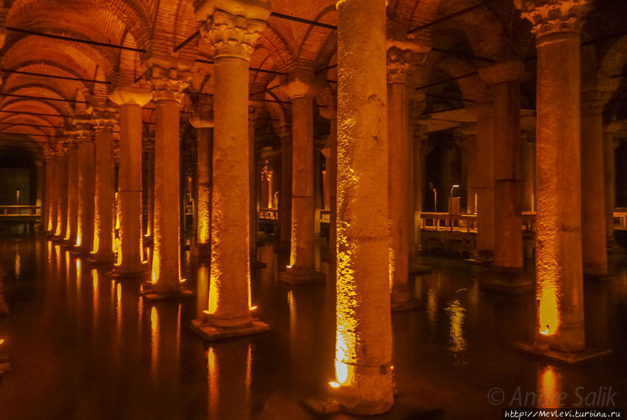 Подземный храм Стамбул, Турция