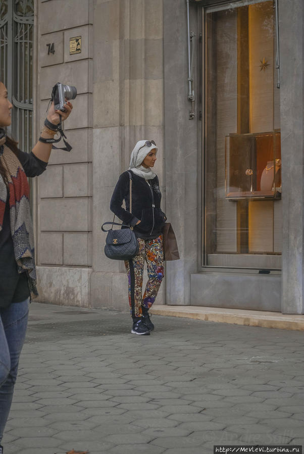 Проспект Грасиа (Пасео де Грасиа) Барселона, Испания