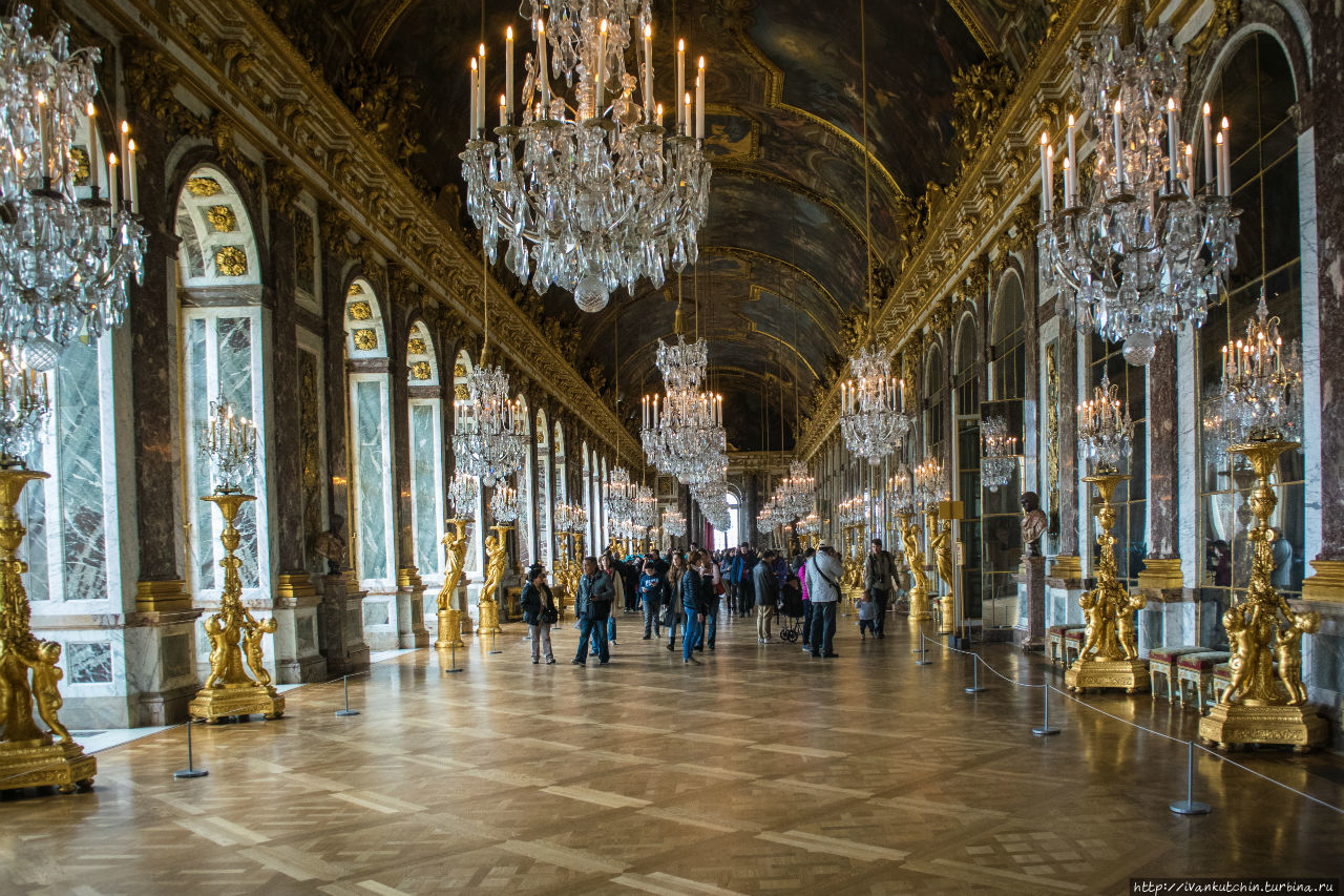 Версаль новгород. Версальский дворец Версаль Франция. Франция Версальский дворец внутри. Версаль дворец внутри. Париж Версаль внутри.