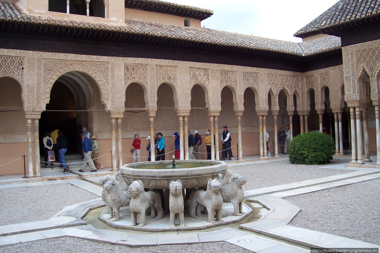 Гранада по минимуму Гранада, Испания