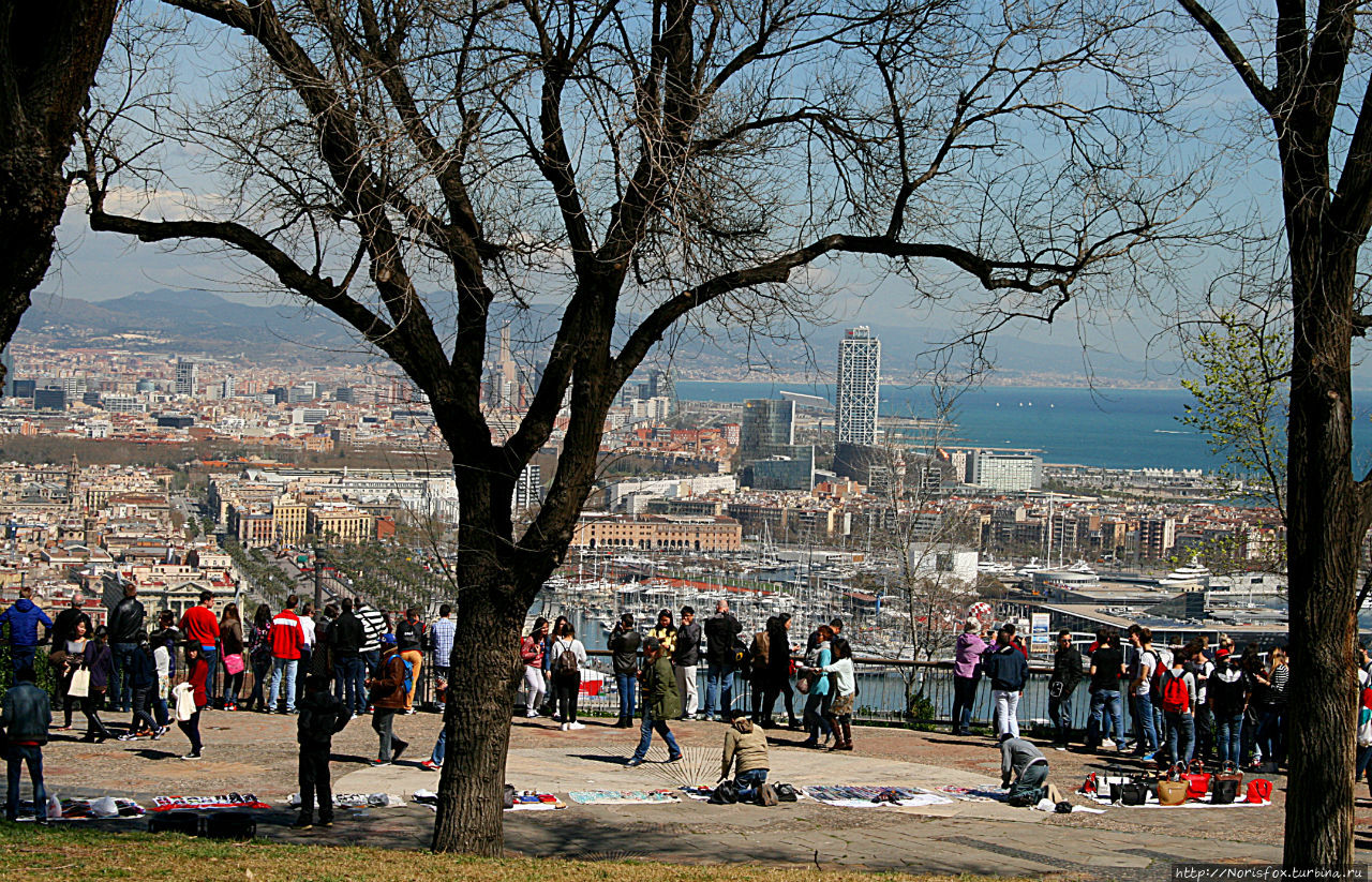Самое большое скопление людей на Монжуике:)) Барселона, Испания