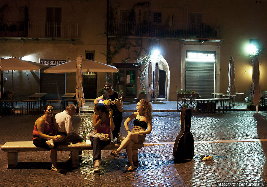 Ночь и Рим Рим, Италия
