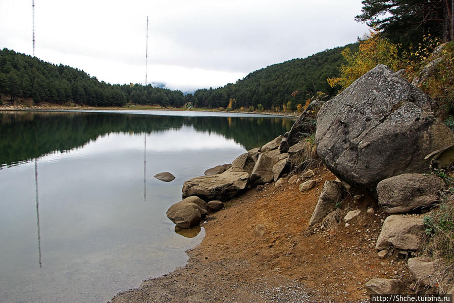 Горное озеро Llac d'Engolasters и возможность прогуляться