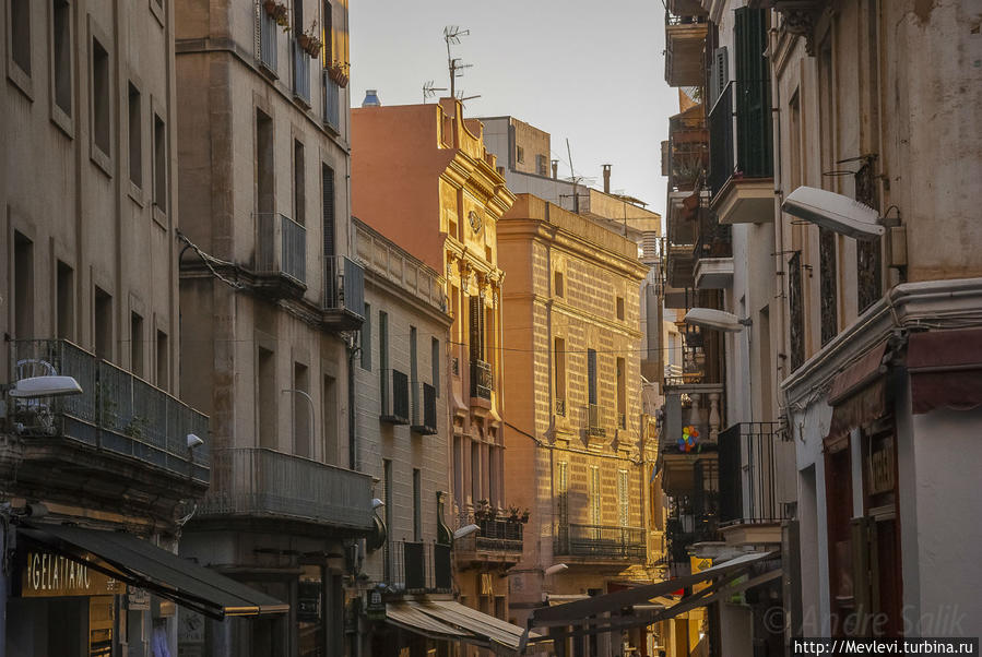 Неспешная прогулка. Вечерний Ситжес Ситжес, Испания