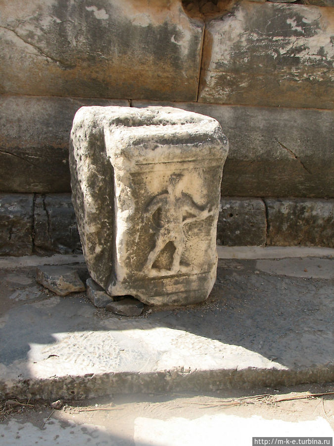 Гладиаторы Эфес античный город, Турция