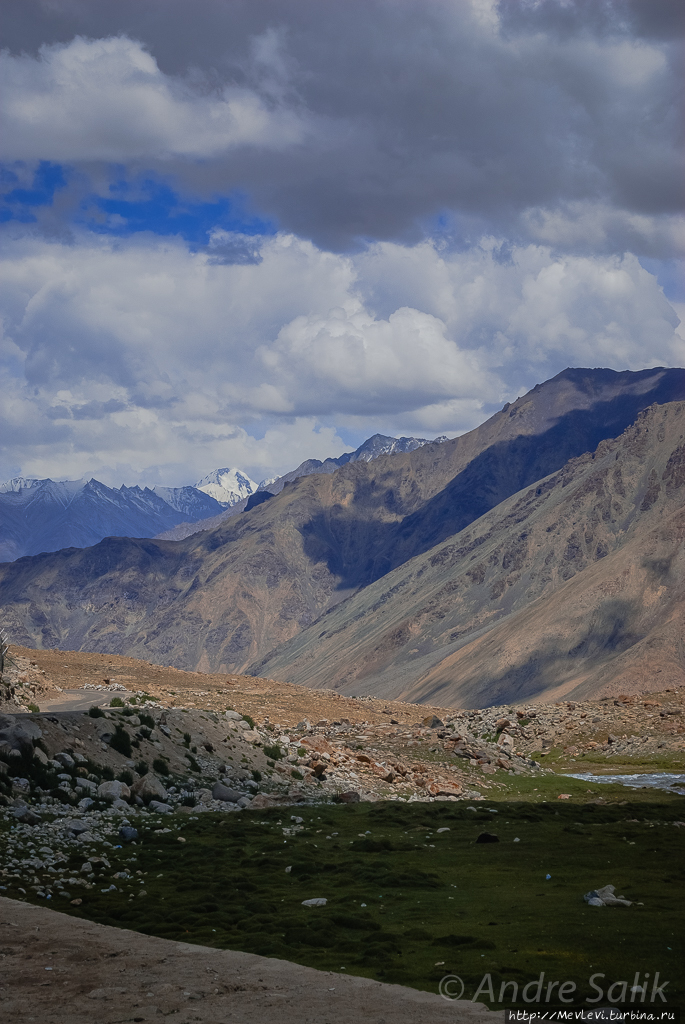 Текущая с горы Лех, Индия