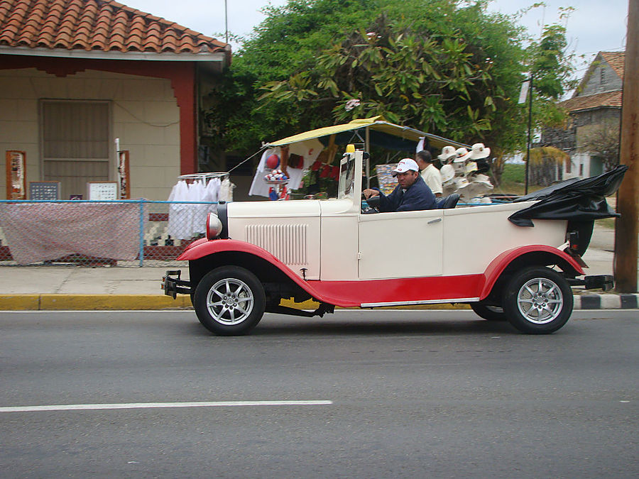 Ретро-автомобили острова Свободы Гавана, Куба