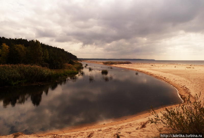 Место, где впадает река Витрупе в Рижский залив Салацгрива, Латвия