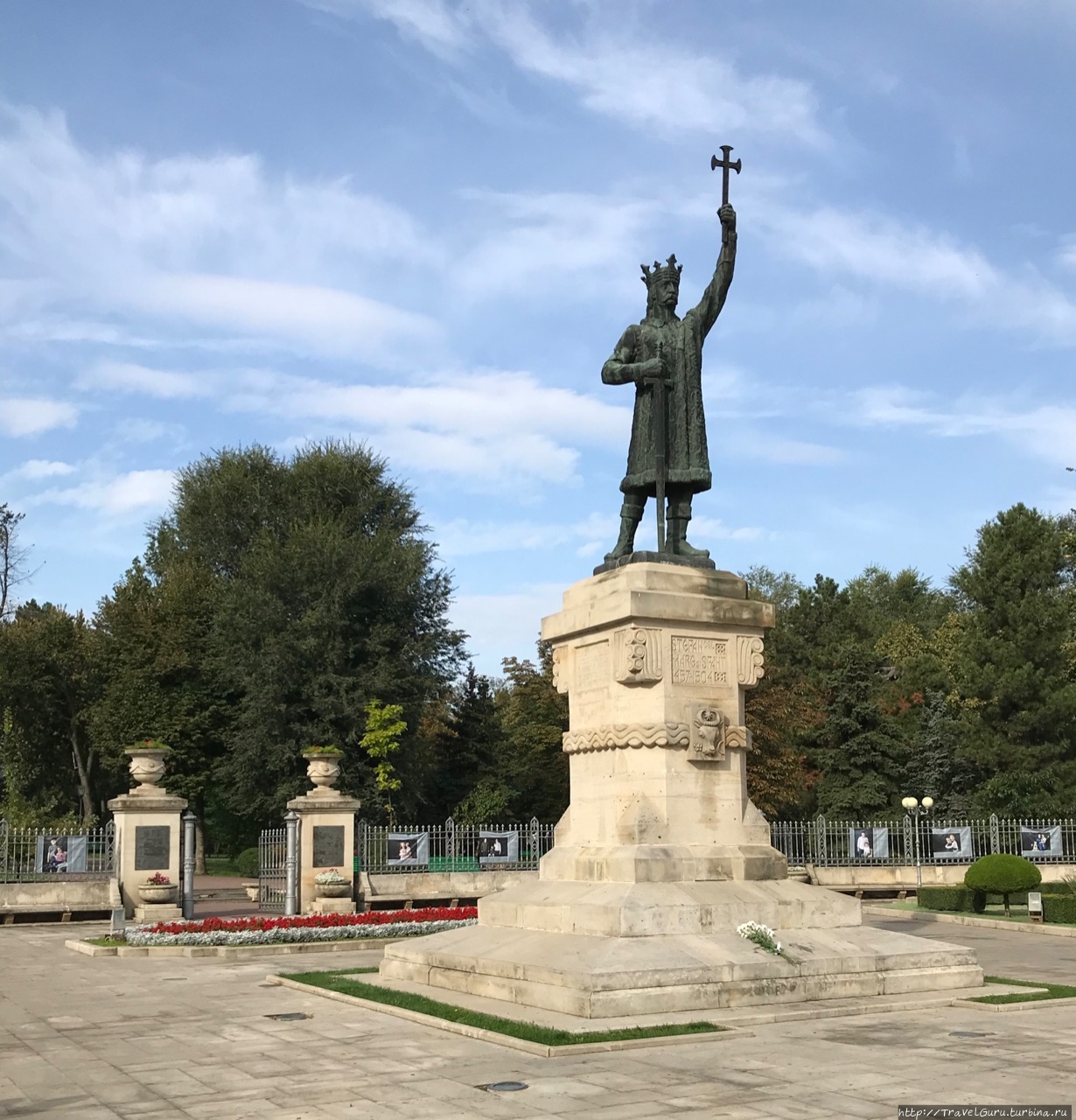 Памятник Штефану чел Маре в Кишинёве Сороки, Молдова