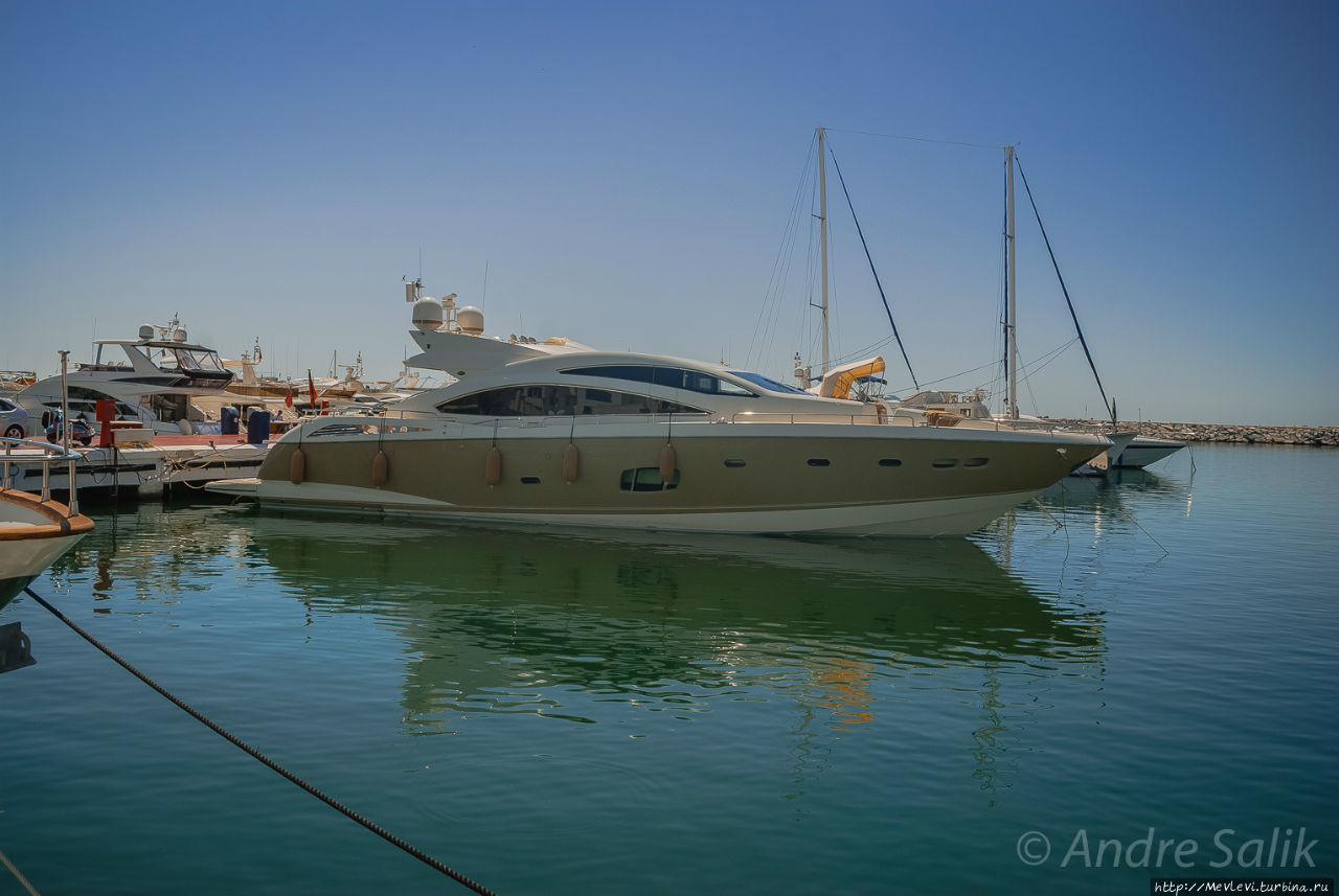 Пуэрто-Банус, Марбелья, Испания Испания