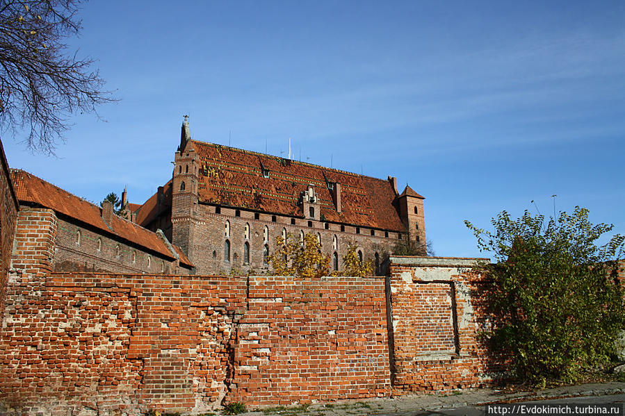 Мальборк был образцом военной архитектуры средних веков. Мальборк, Польша