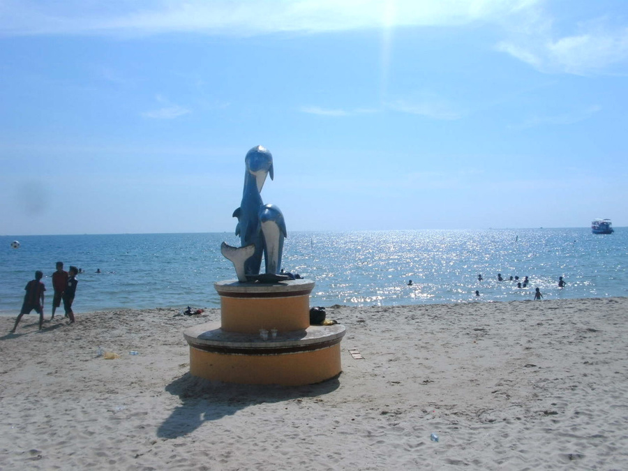 Море Камбоджи. Знакомьтесь, украинско-русский Сиануквиль Сиануквиль, Камбоджа