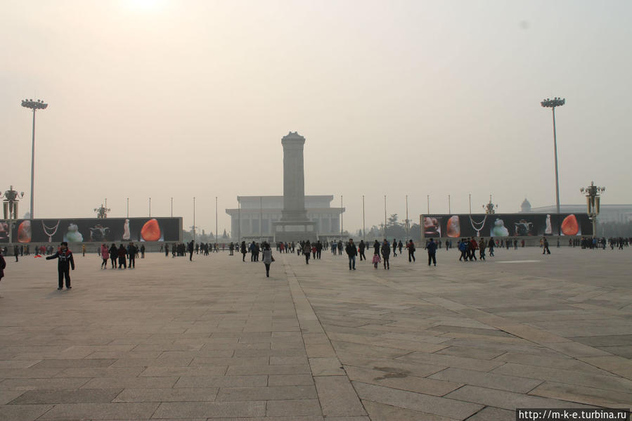 Пекинская Красная площадь — площадь Тяньаньмэнь Пекин, Китай