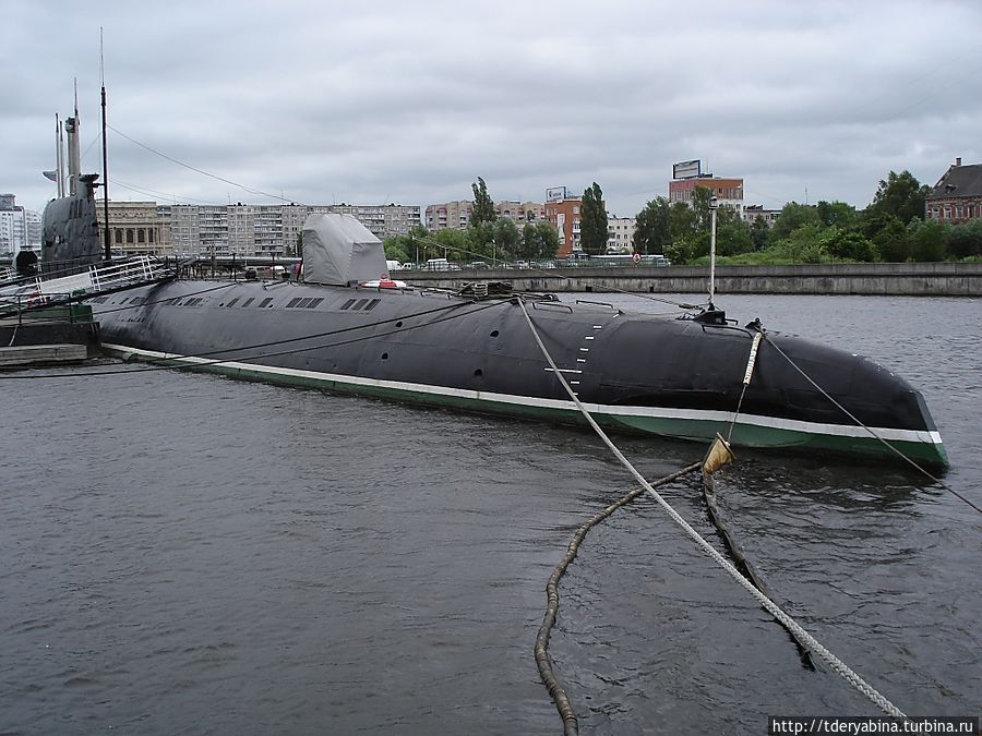 Здесь можно посетить подводную лодку Калининград, Россия