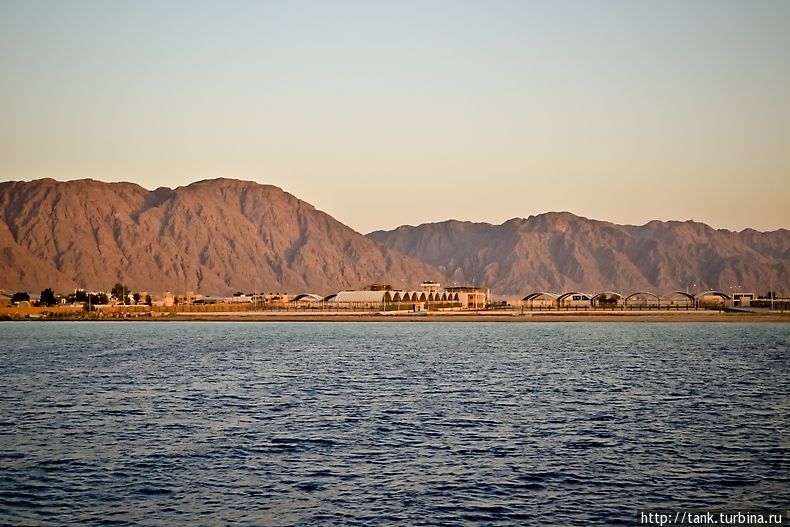 Египетские берега Акабского залива.