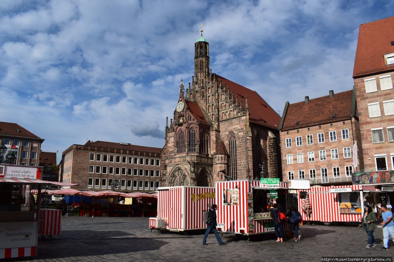 Фрауэнкирхе (церковь Богородицы) Нюрнберг, Германия