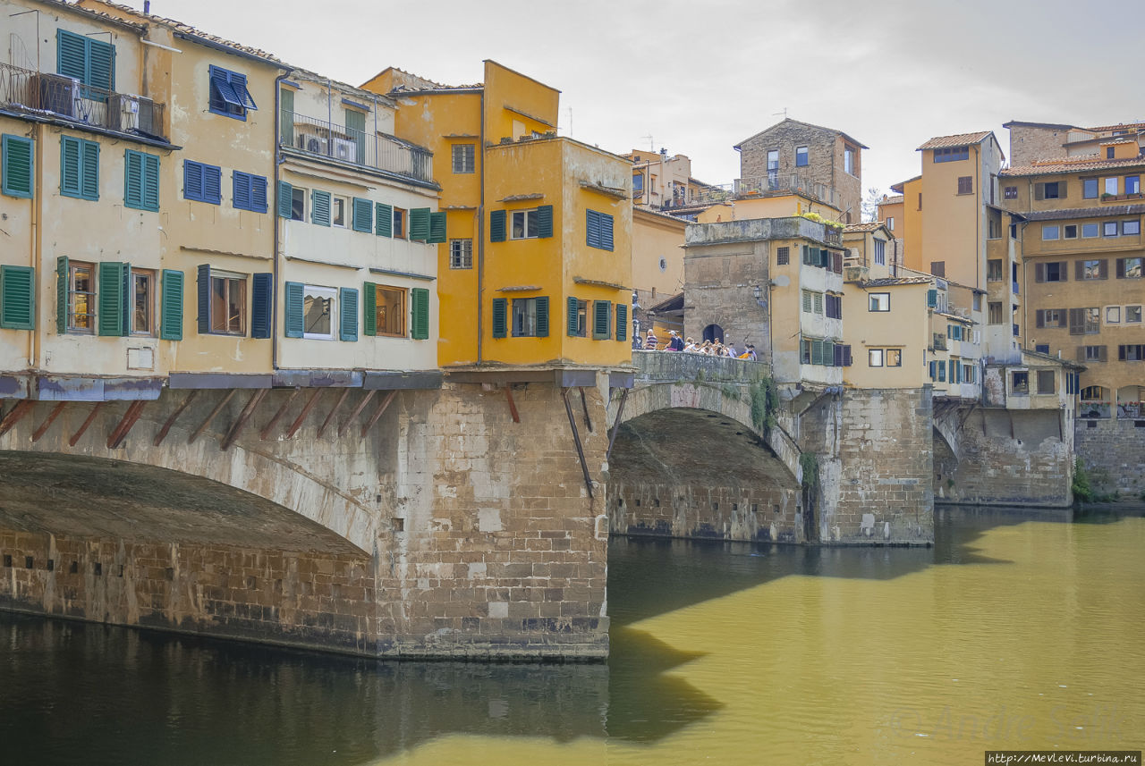 Золотой мост во Флоренции Флоренция, Италия