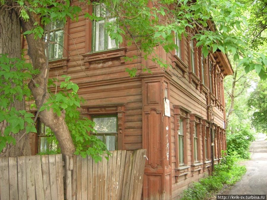 Свернули  на ул.К.Маркса и  к  ж\д  вокзалу Киров, Россия