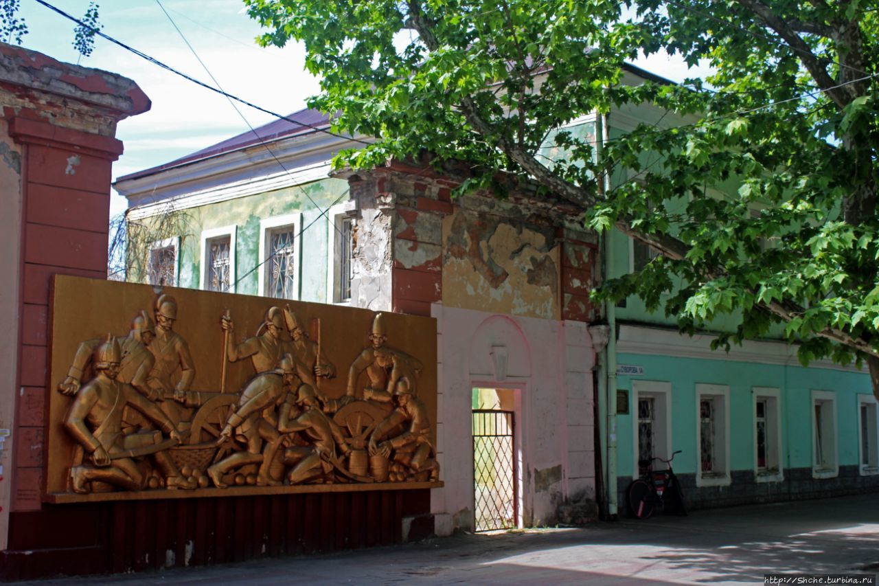 Улица Суворова Фото