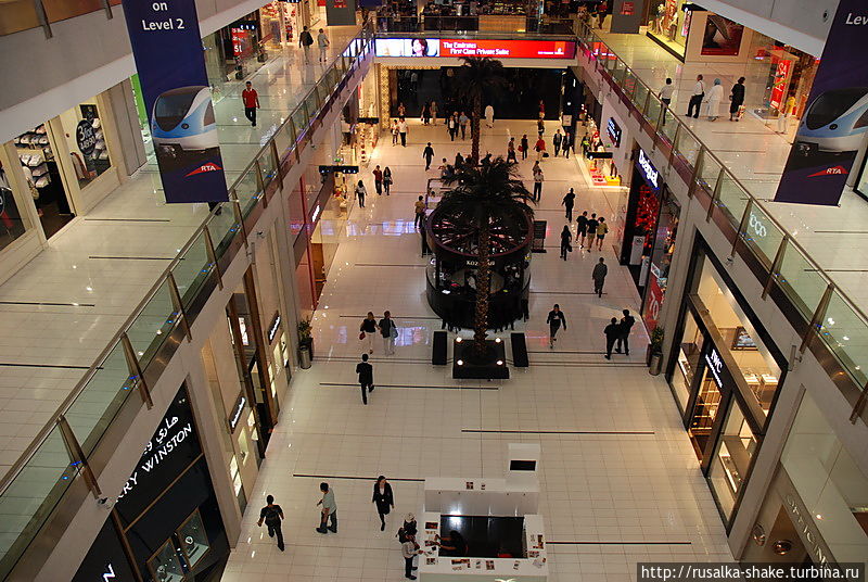 Крупнейший торговый центр в мире Дубай, ОАЭ