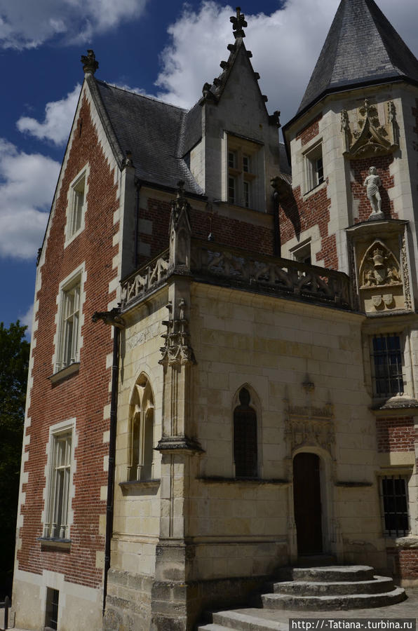 Замок Клу: свободно мечтать, думать, творить Амбуаз, Франция