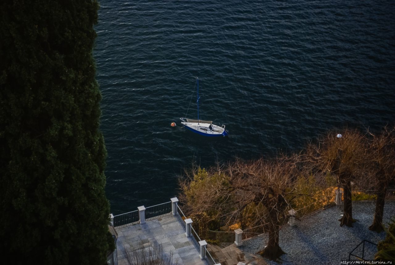 Зима на Комо Комо, Италия