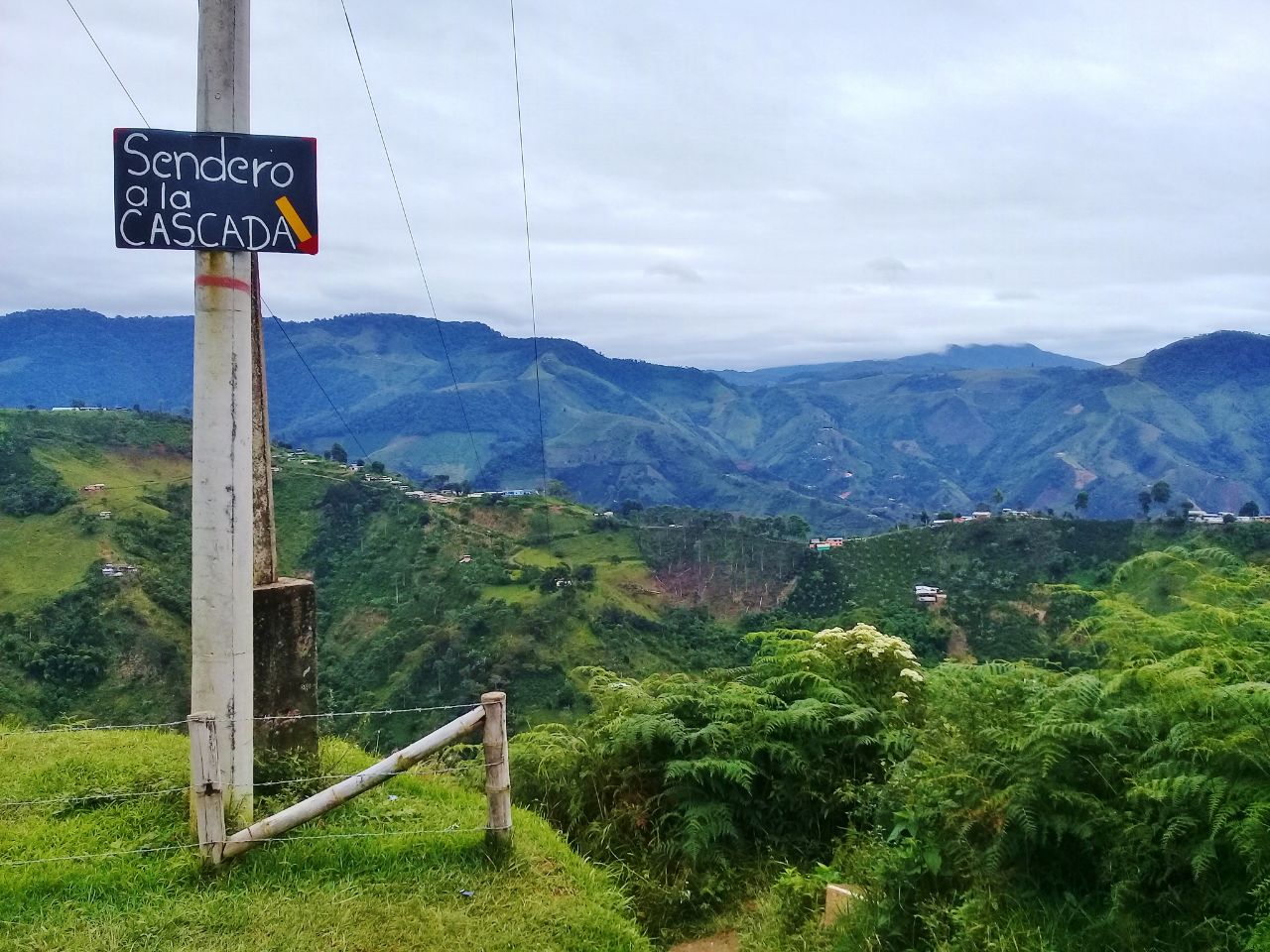 Водопад Бордонес Иснос, Колумбия
