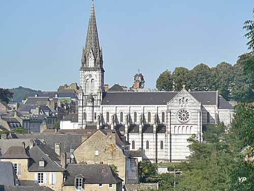 Нотр-Дам-д-Олорон-Сент-Мари / Église Notre-Dame dOloron-Sainte-Marie