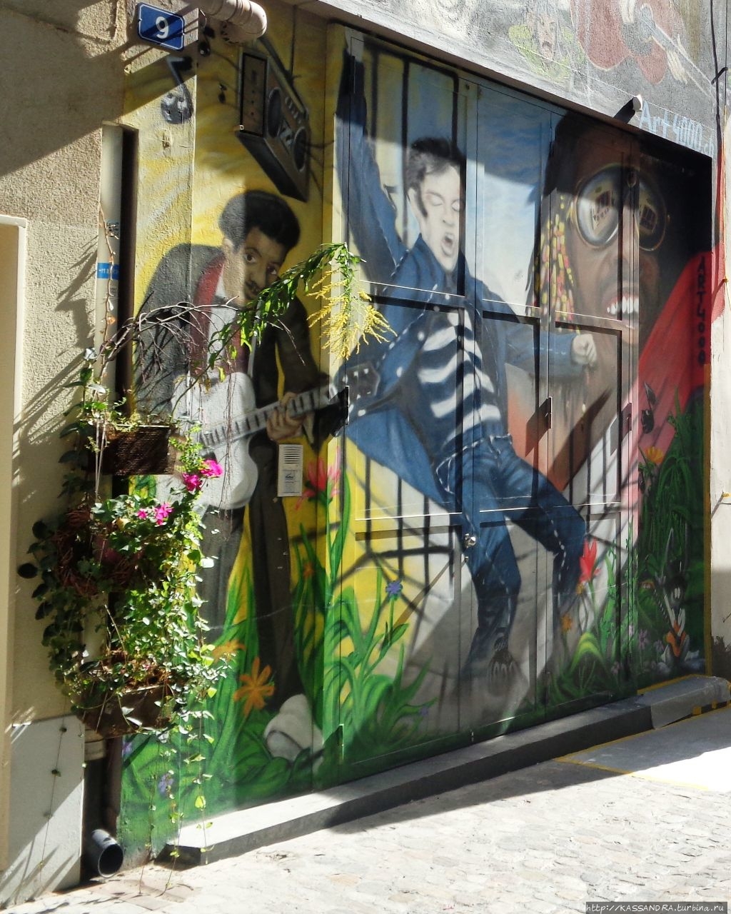 Стрит-арт в Базеле. Стена славы на Gerbergässlein Базель, Швейцария